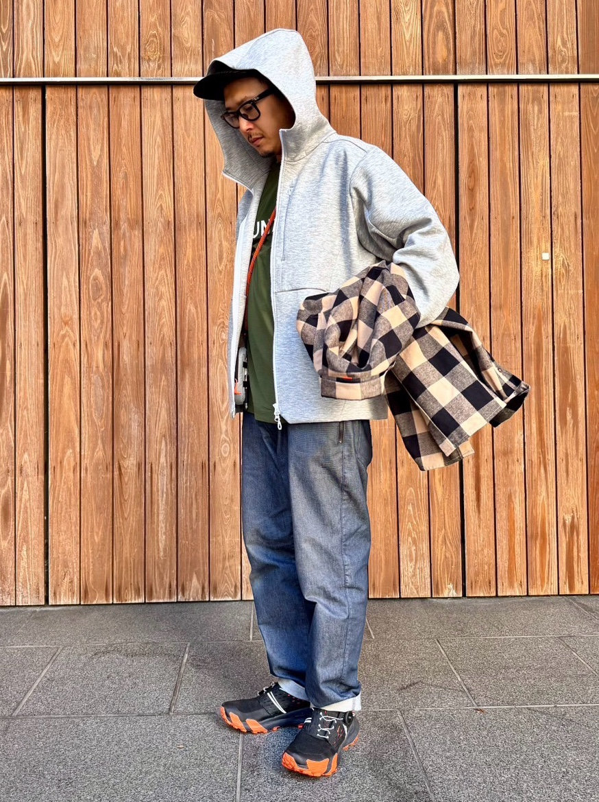 マムートストリートコーデ moga