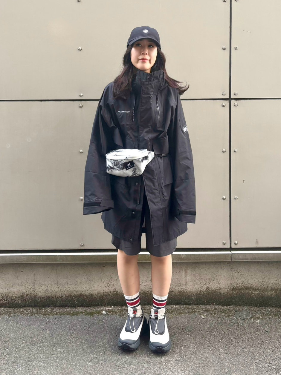  aki コーディネート画像