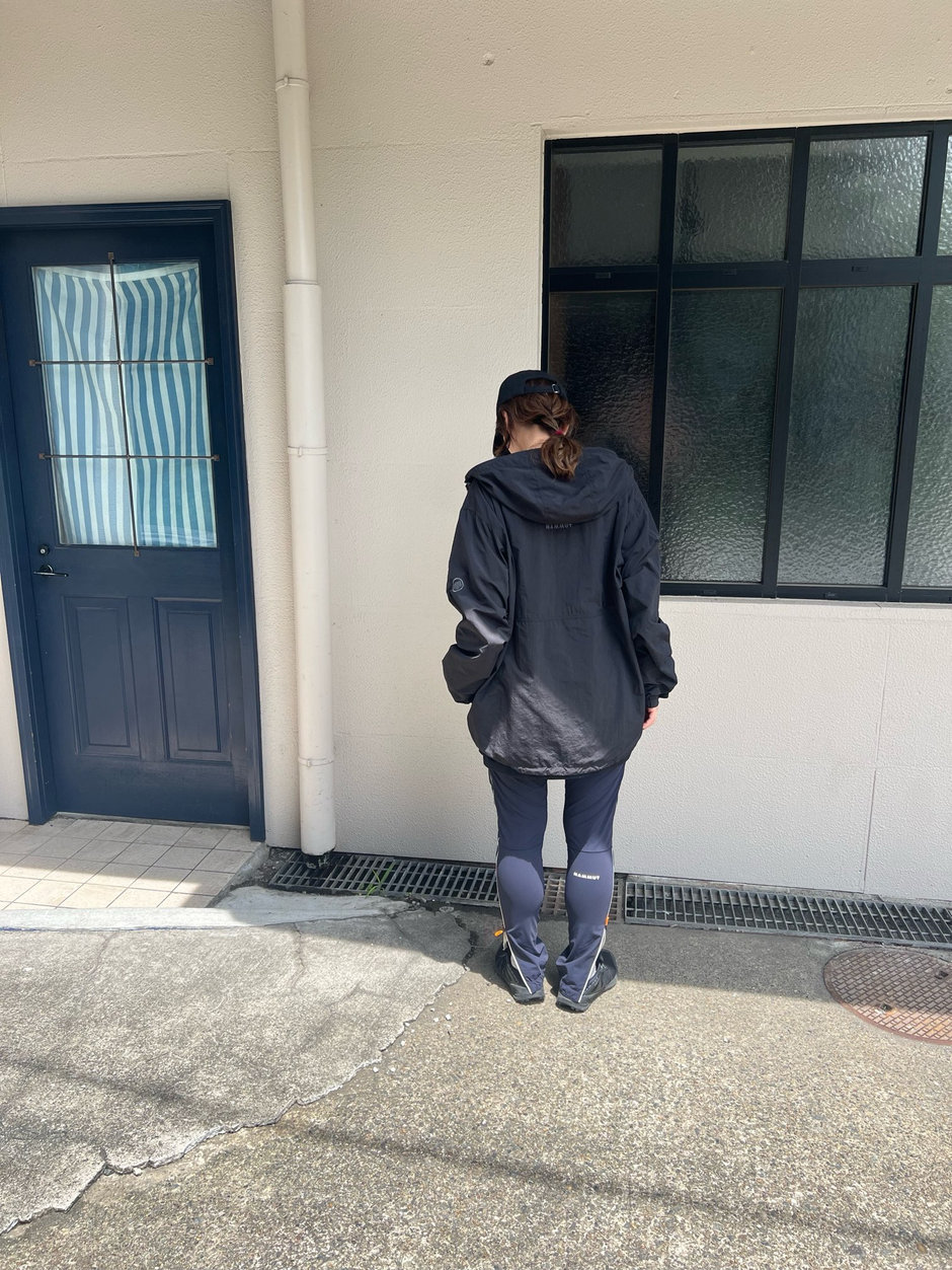 快適ボトムで休日もアクティブに ニシハラマキ