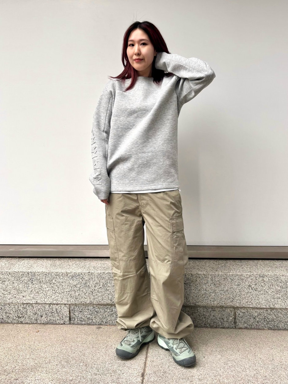  aki コーディネート画像