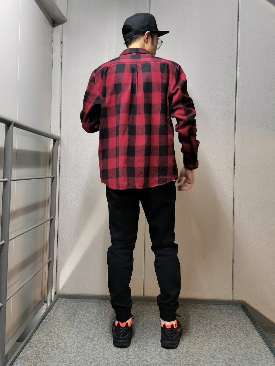 シャツ+スウェットパンツ まえちゃん