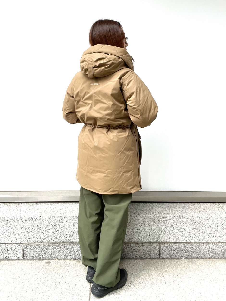 軽量極暖ダウン Ito