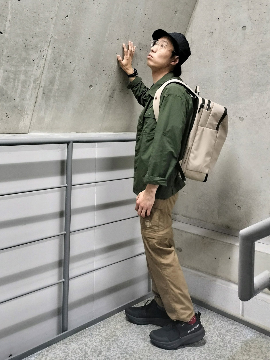 サラッとシャツを羽織って。 まえちゃん