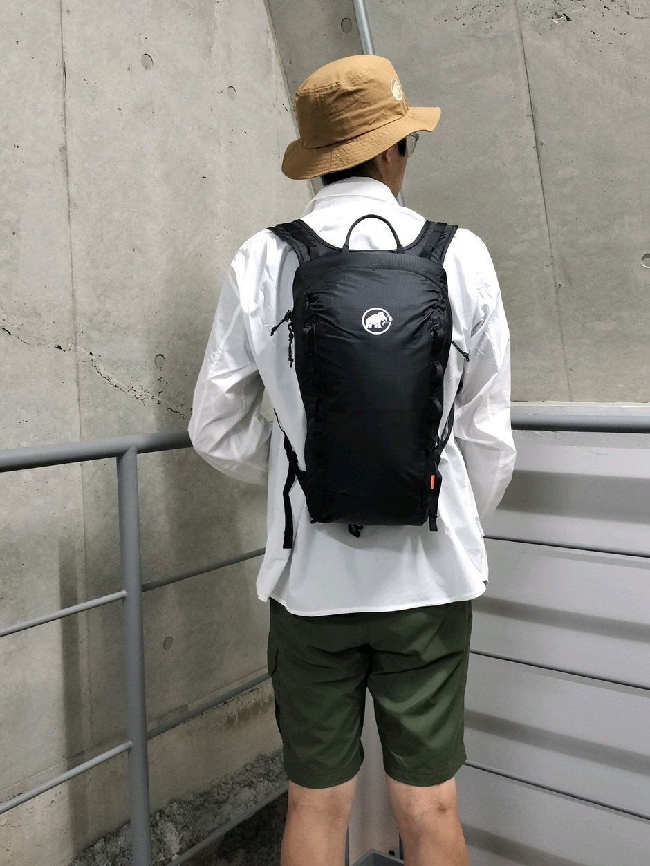 UV対策万全でトラベルにもGood！ まえちゃん