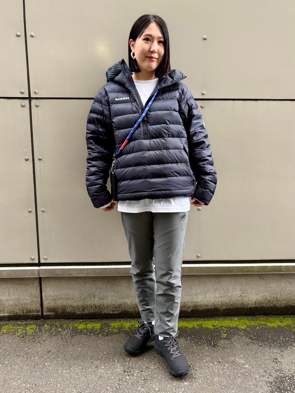 ハーフジップダウン aki