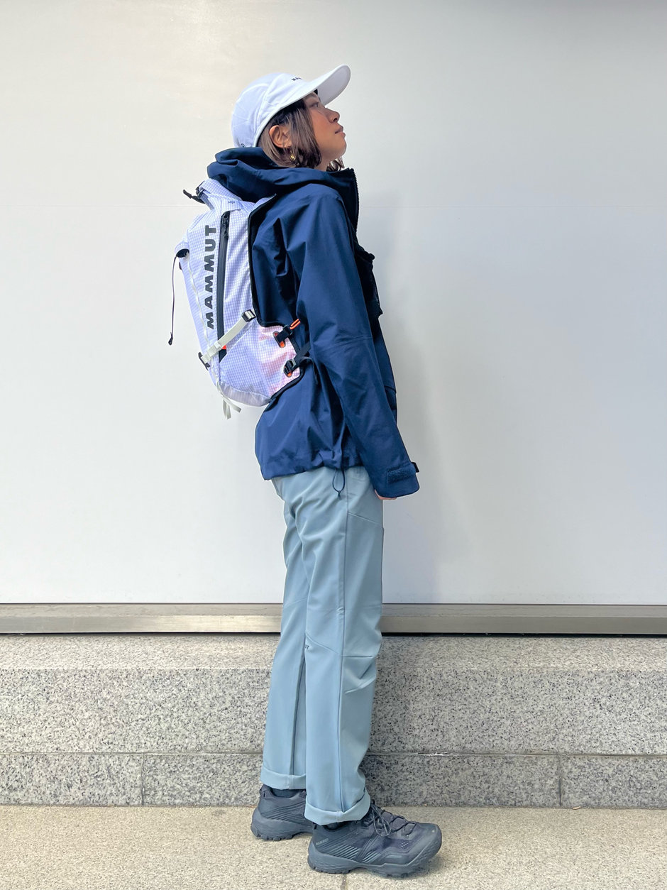 雪が溶けてきた低山にそろそろ行こうかな、という日のコーディネート asa