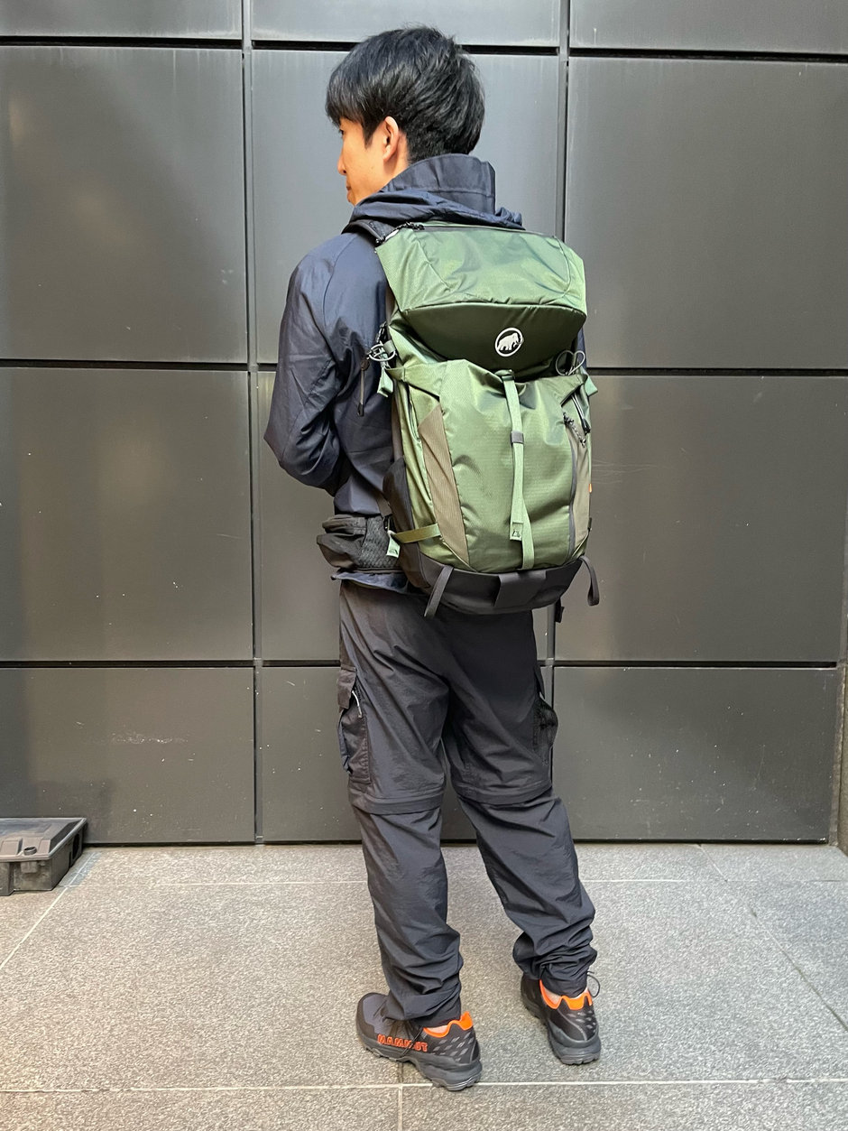 軽快に日帰り登山コーデ Kawamura