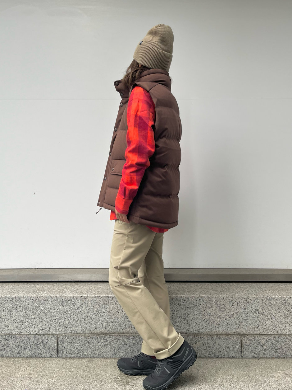 ダウンベスト持ってますか？？ asa