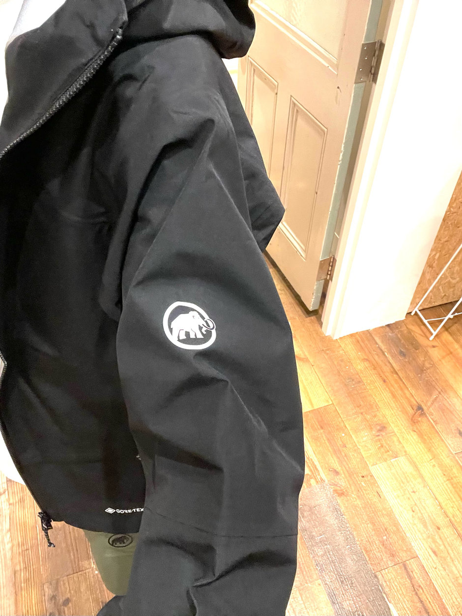 夏山ハイキングにもハードシェルを！ E!KAWA