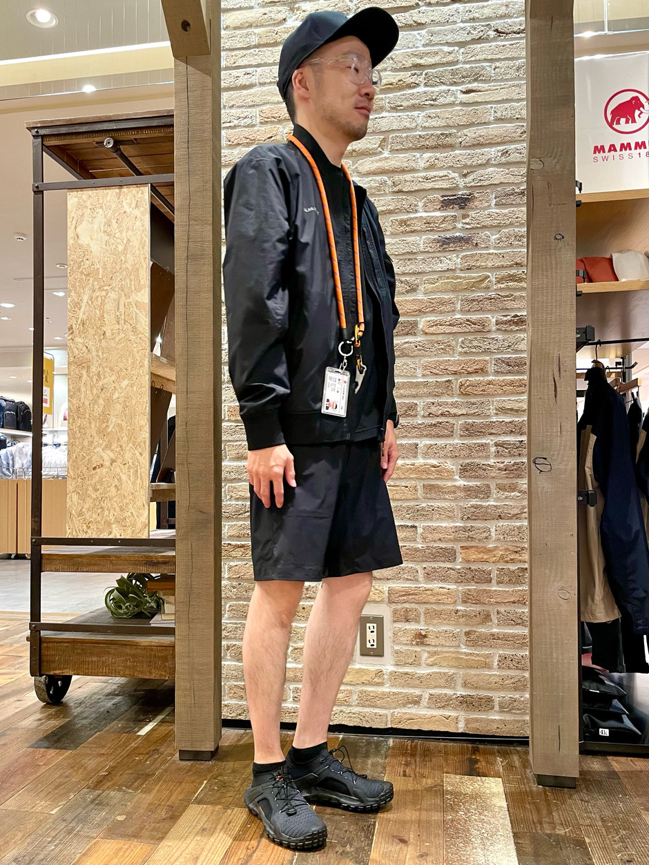 All Black コーデ E!KAWA