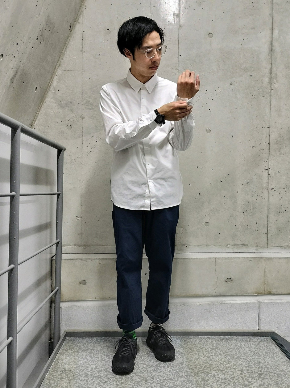 サラッとハードシェルを羽織る まえちゃん