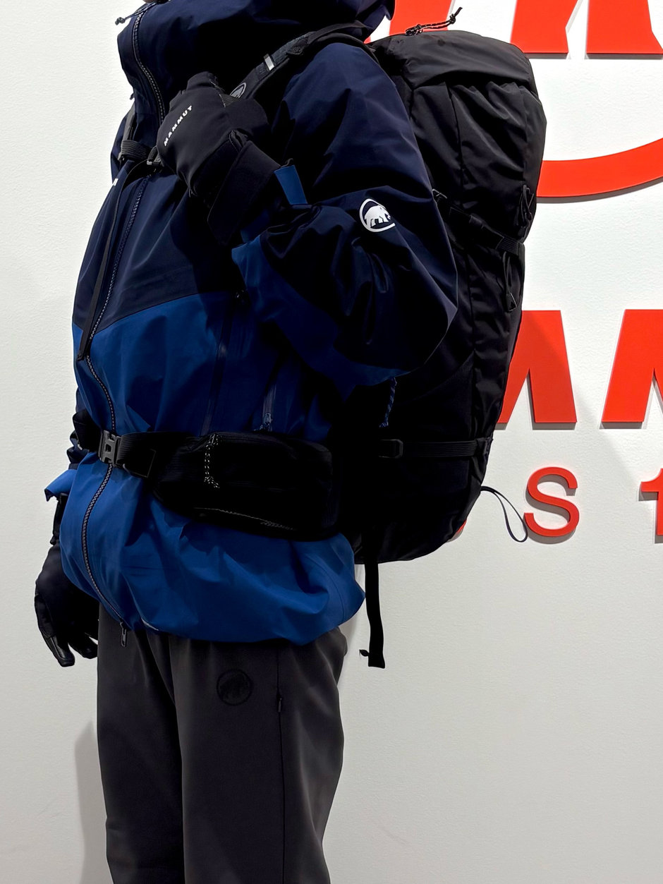 カラフル登山コーデ Oちゃん