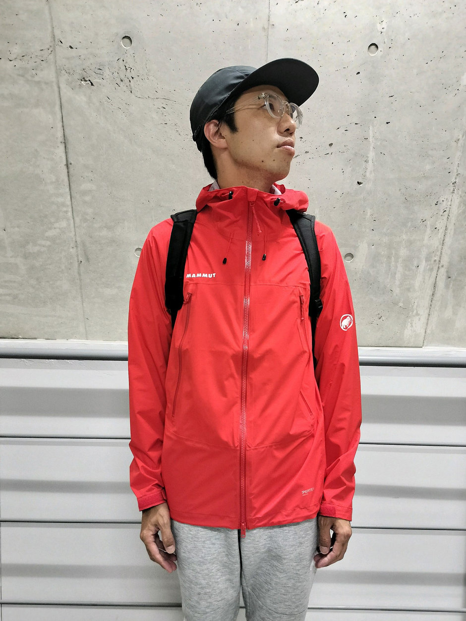 スポーティな夏のシンプルスタイル まえちゃん