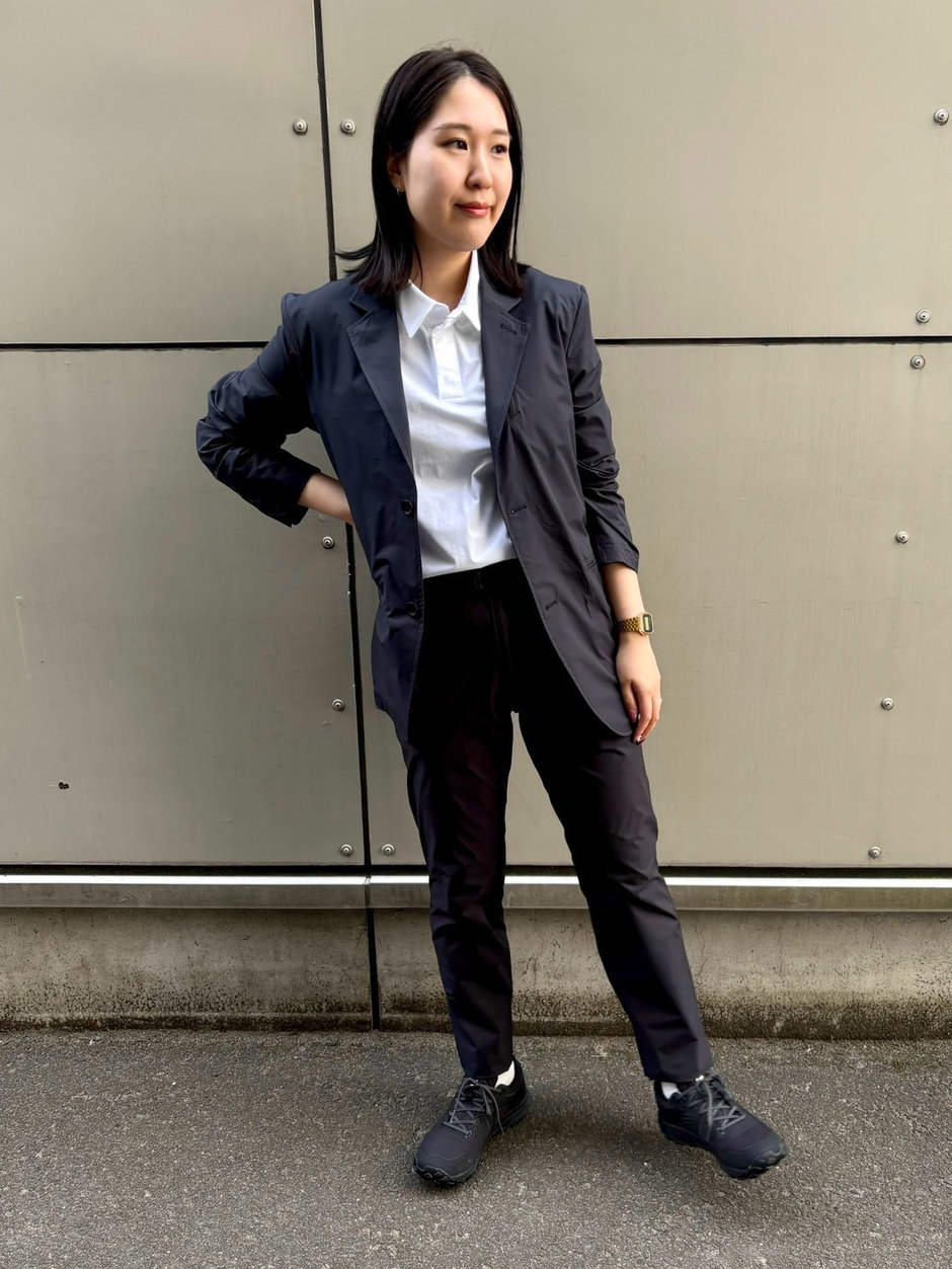 王道！ビジネスコーデ aki