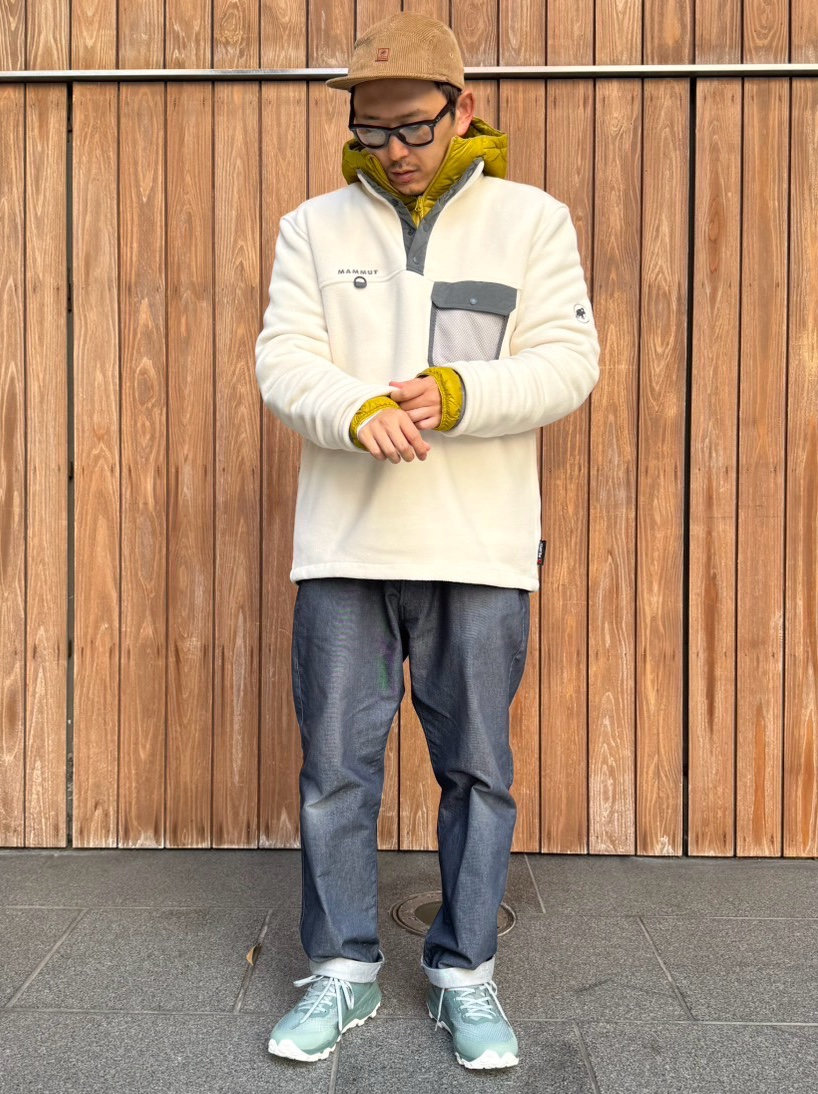 新作フリースコーデ moga