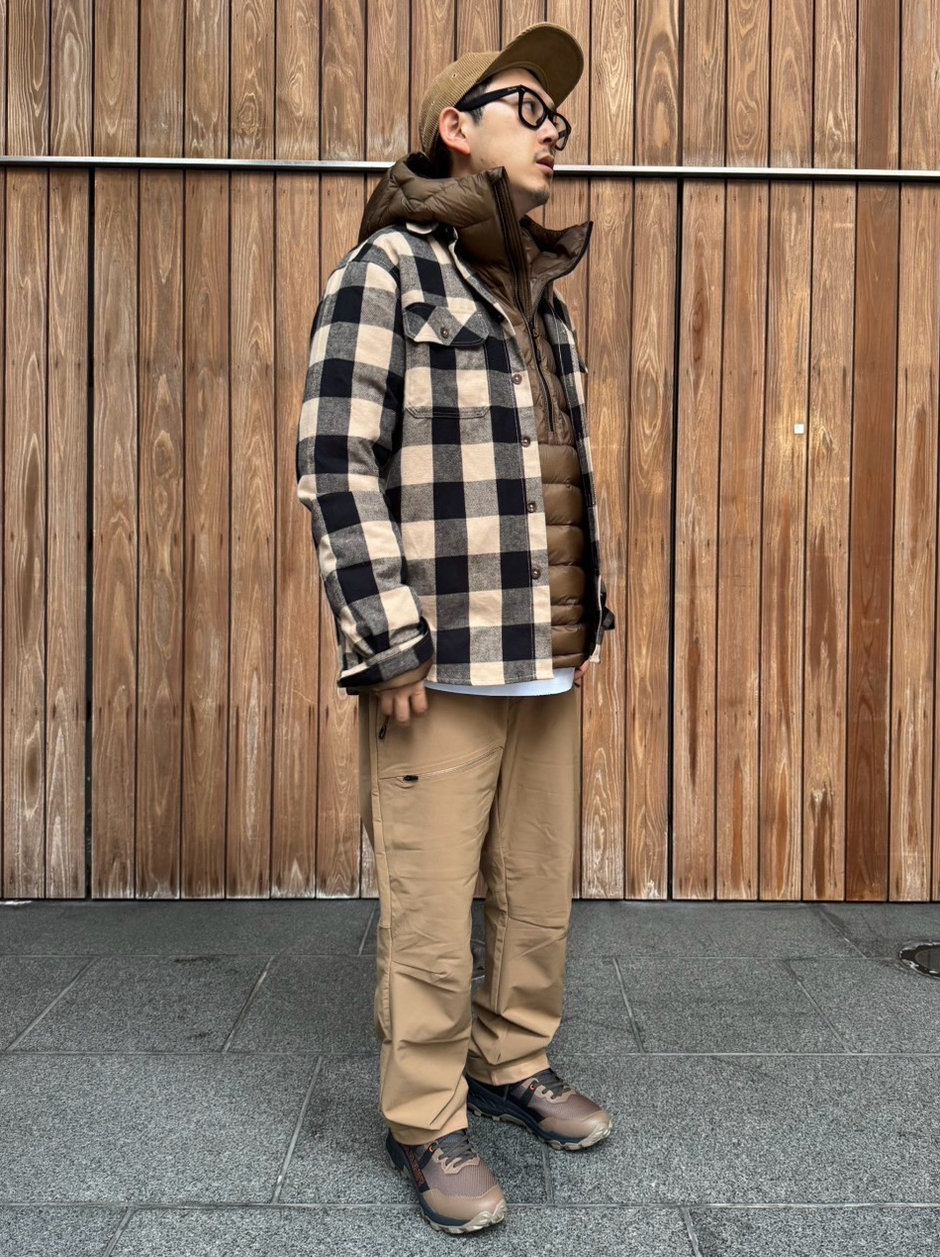 ベージュ×ブラウン moga