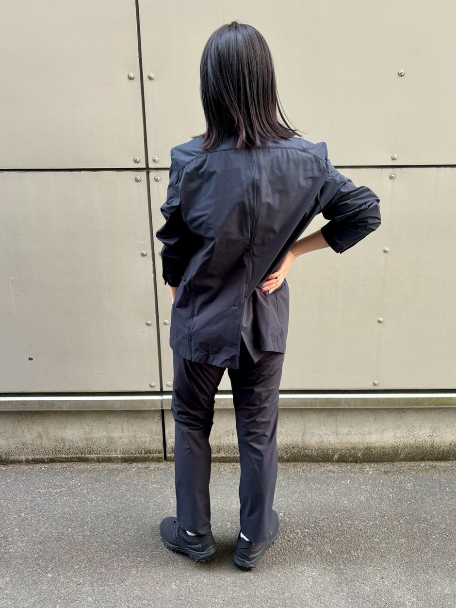 王道！ビジネスコーデ aki