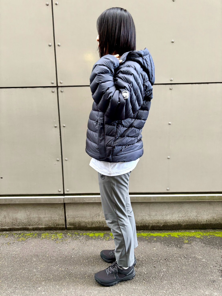 ハーフジップダウン aki