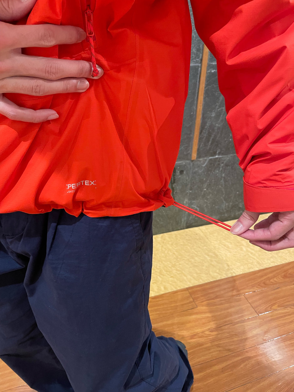 赤×ネイビーコーデ Kawamura