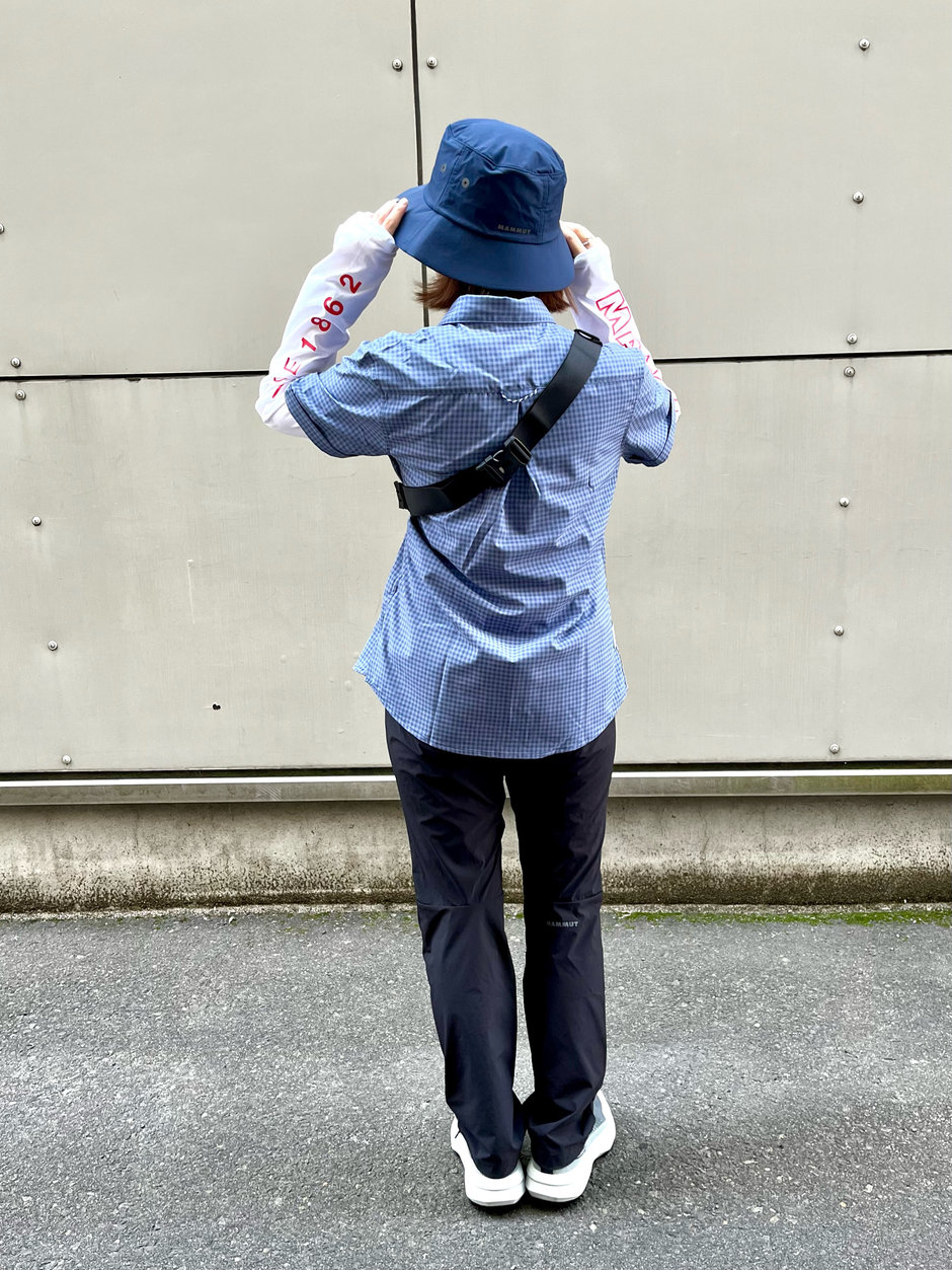 ブルー×ホワイト×ブラック Ito