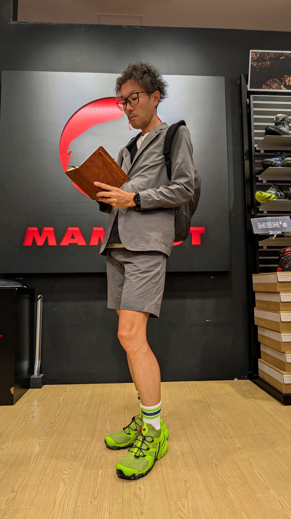 ビジネスコーデ Jin