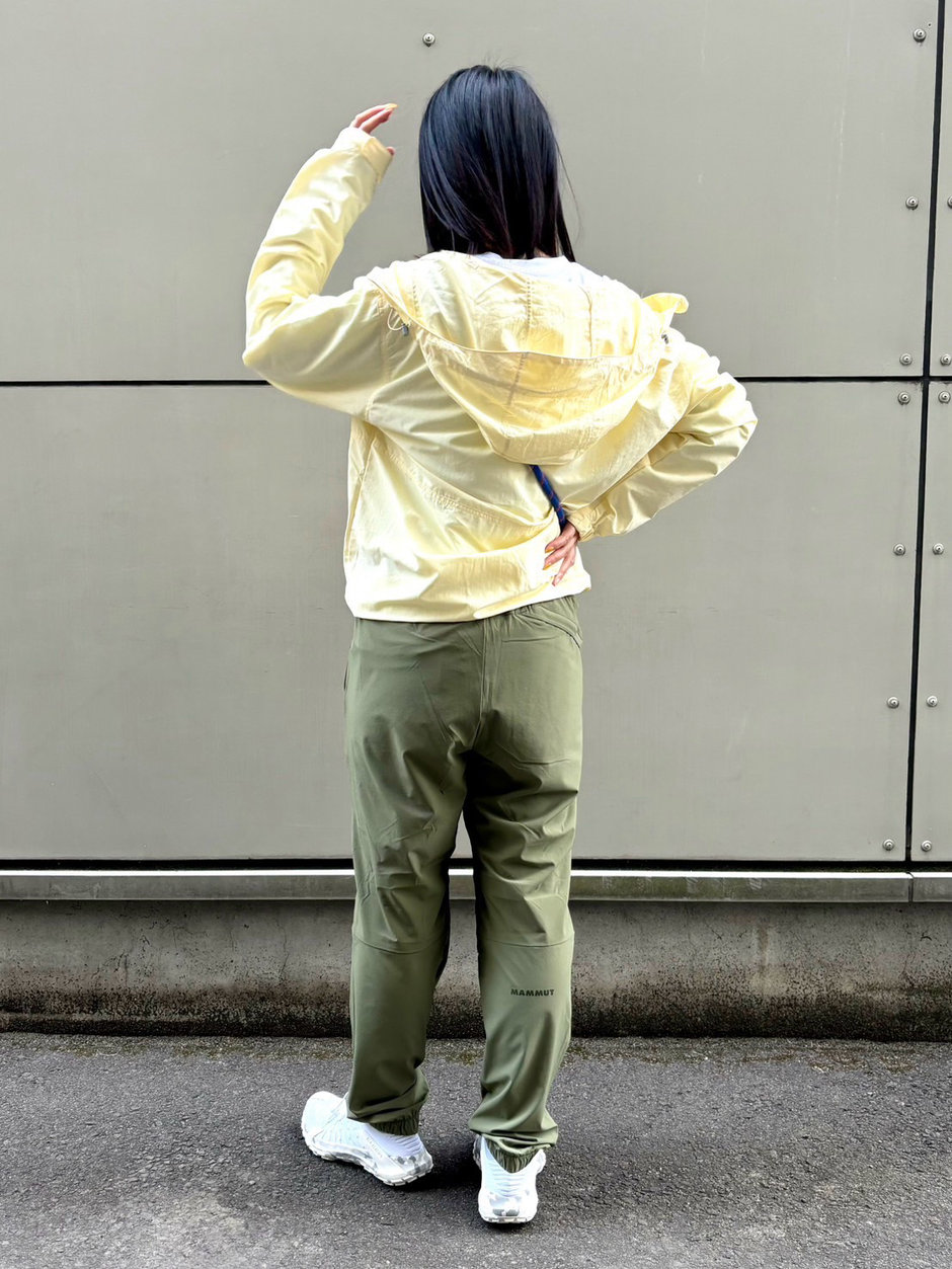 バターイエロー aki