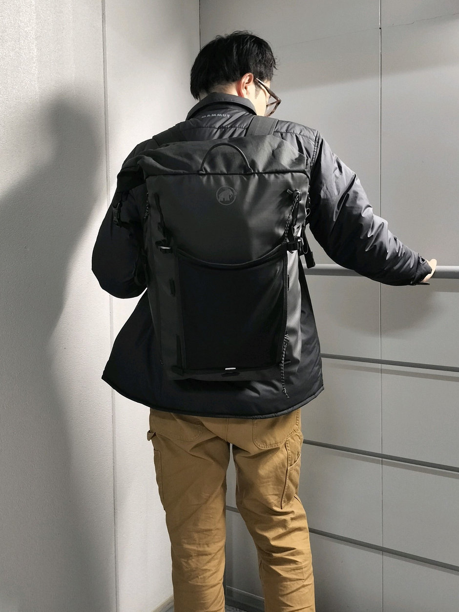 ライトアウターでもレイヤリングにもOK まえちゃん