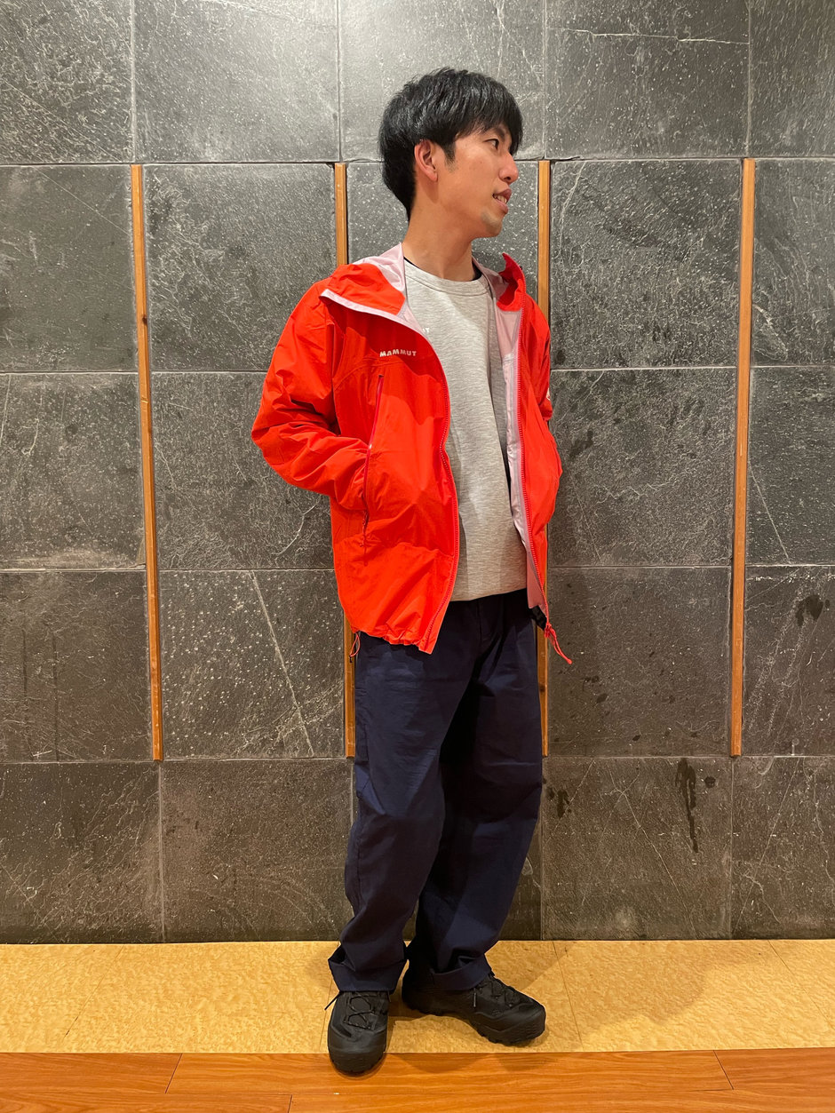 赤×ネイビーコーデ Kawamura