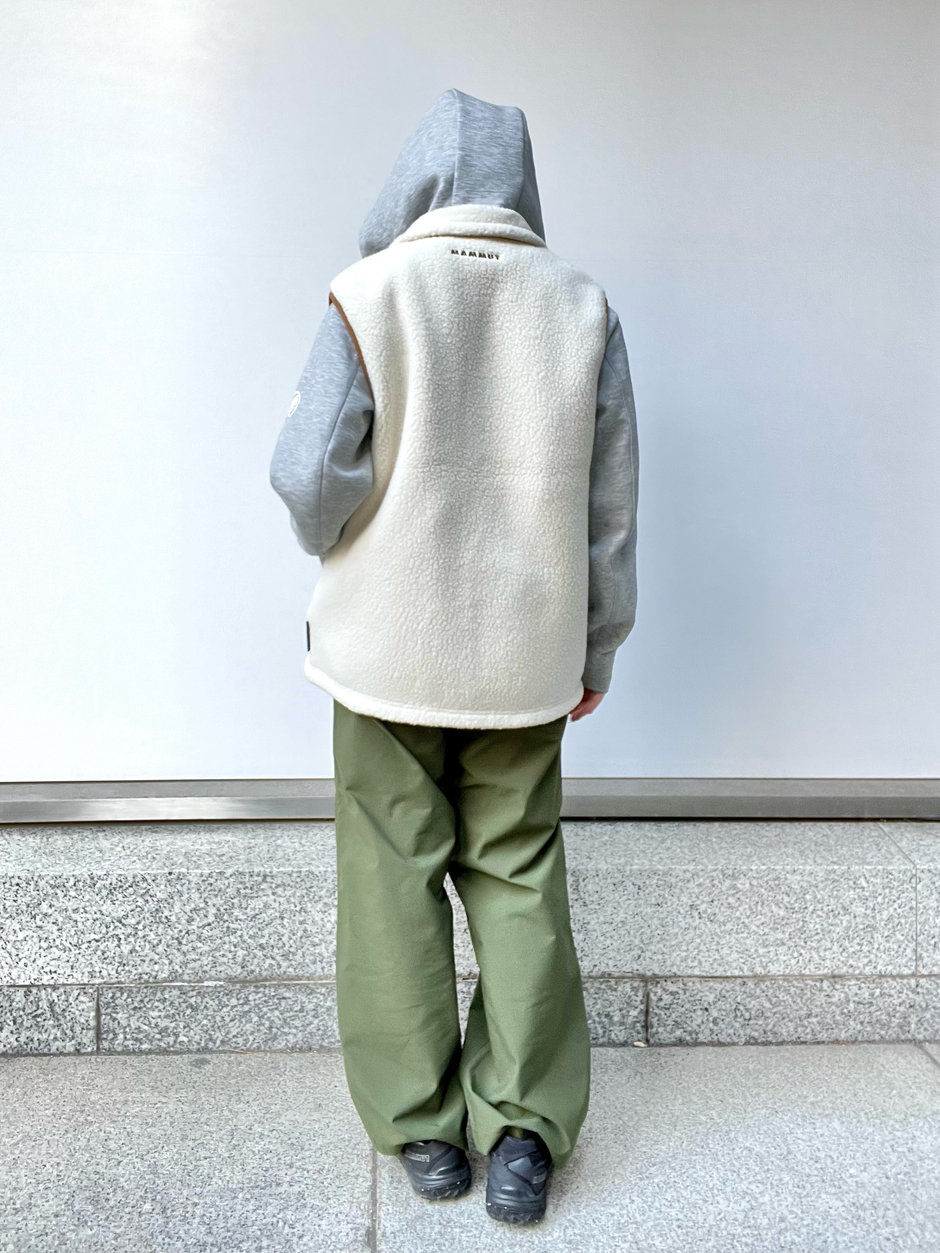 主役はベスト！ Ito