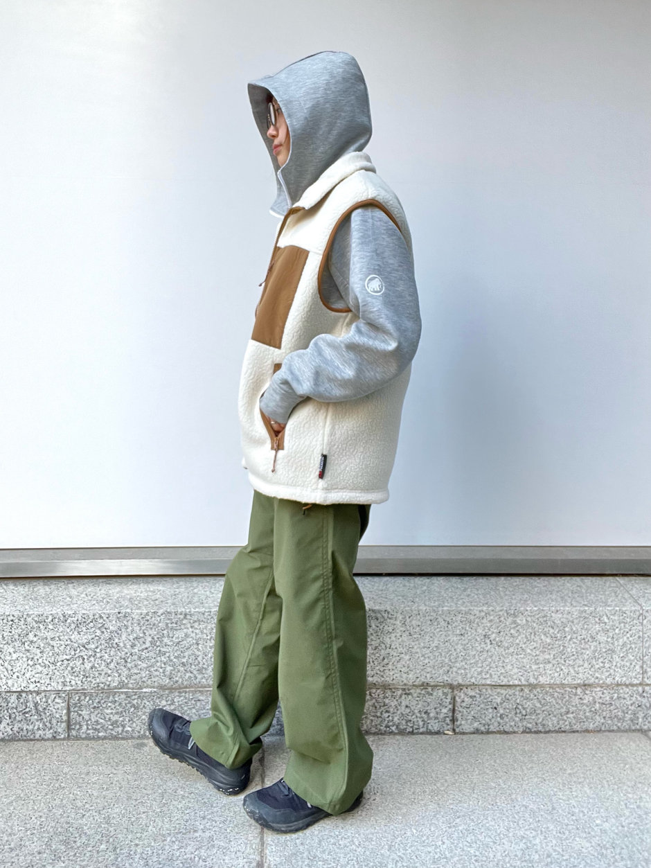 主役はベスト！ Ito