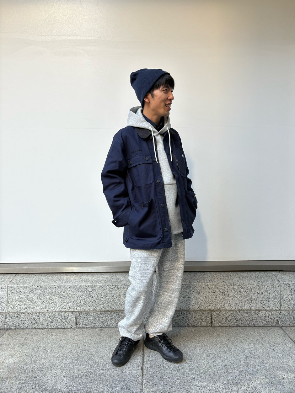 秋冬のゆったりスウェットコーデ Kawamura