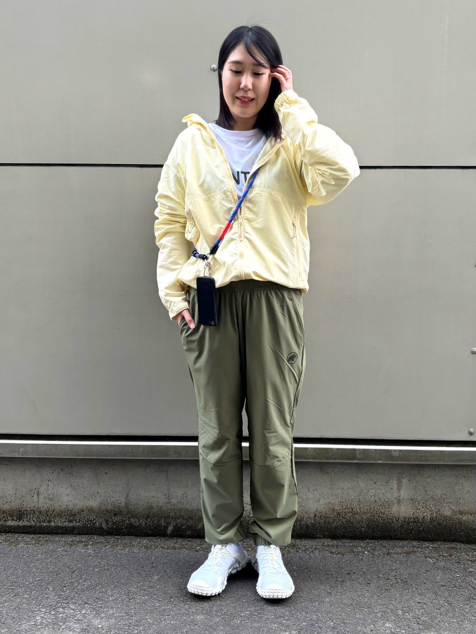 バターイエロー aki