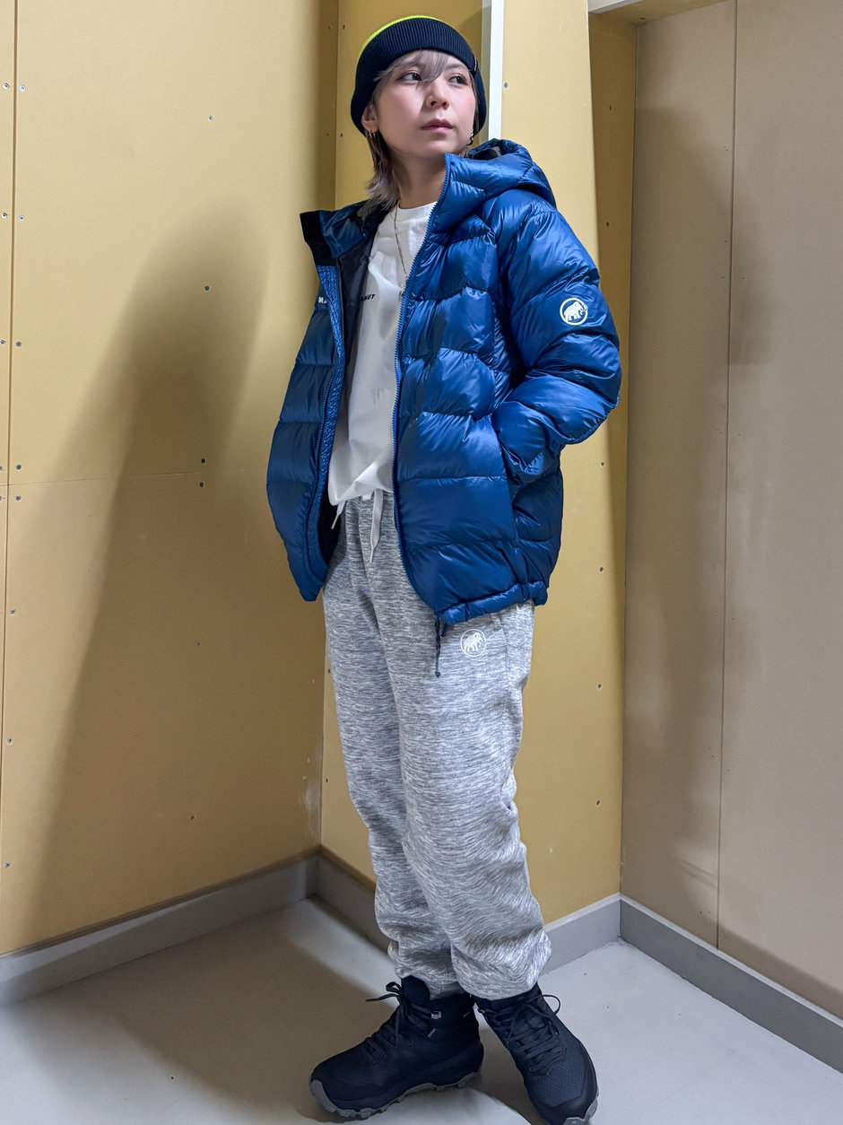 マムート エッセンシャル ミッドレイヤー パンツ アジアンフィット