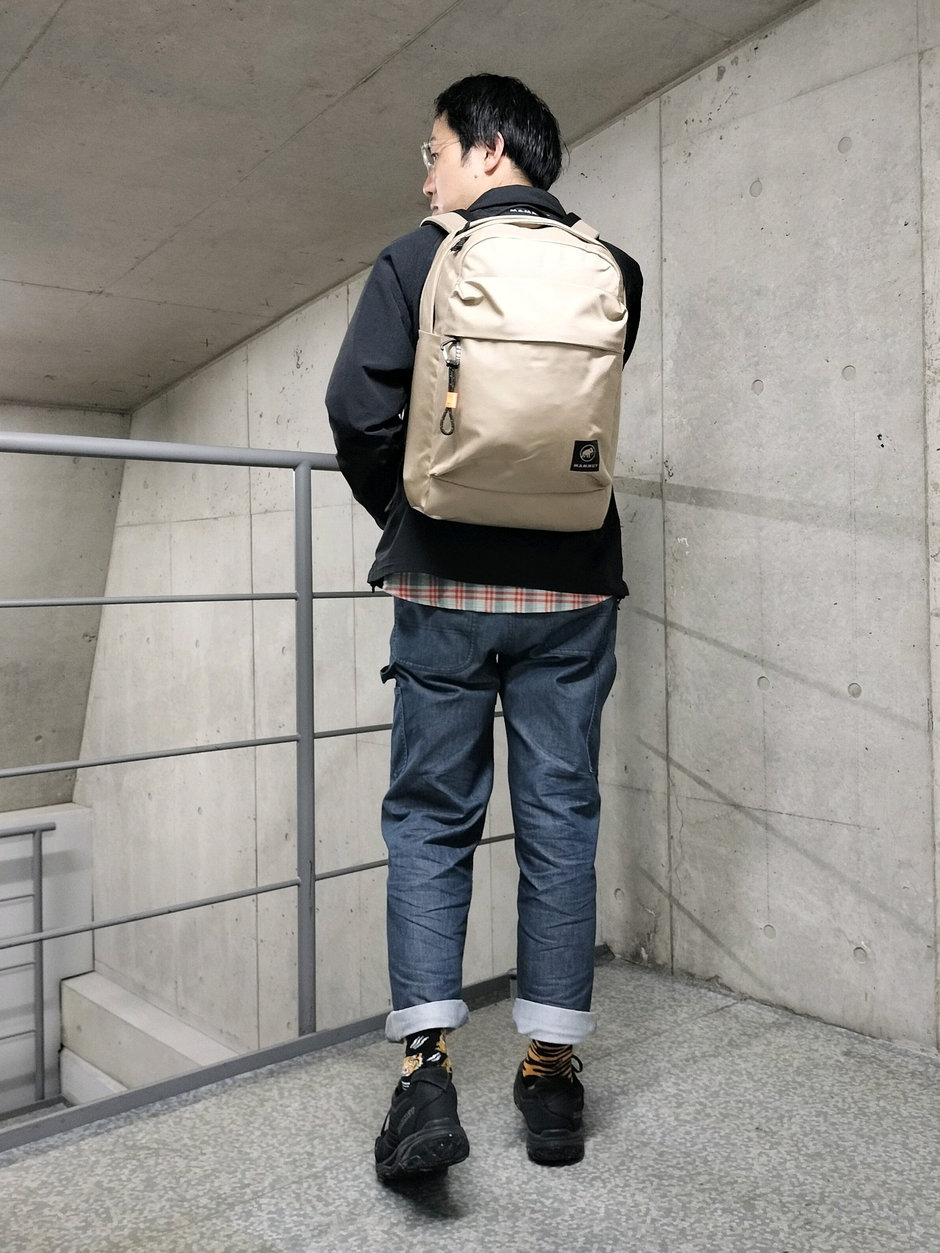 春らしいライトアウターコーデ まえちゃん