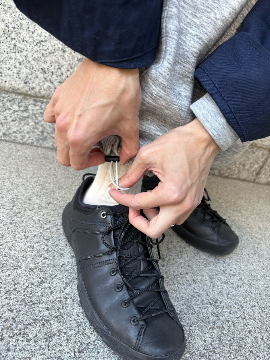 秋冬のゆったりスウェットコーデ Kawamura