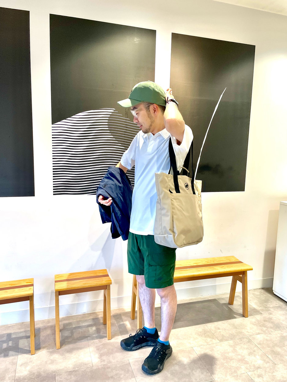 アウトドアテイストの綺麗めカジュアル E!KAWA