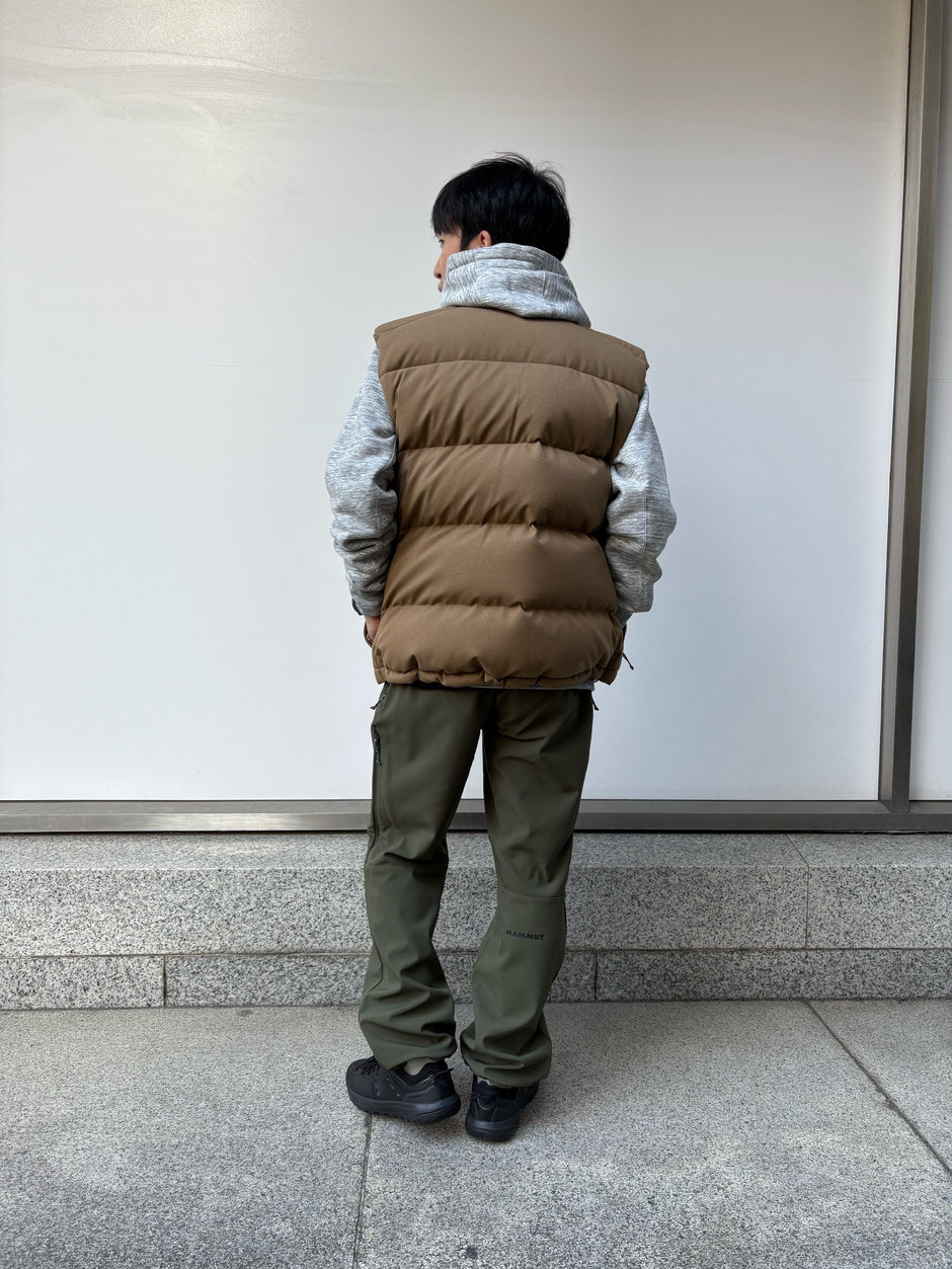 ダウンベストが主役 Kawamura