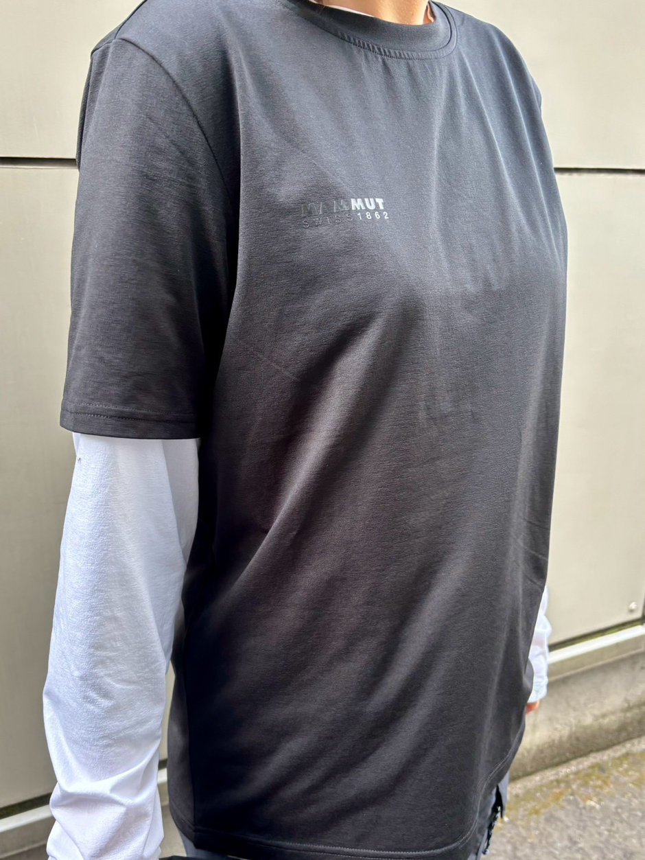 プレ黒コーデ aki