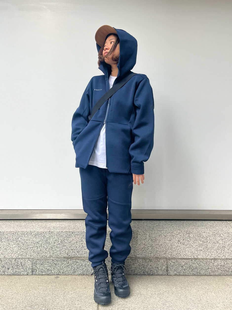 待望のネイビースウェット asa