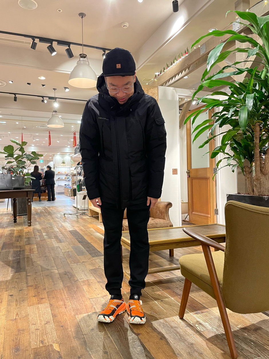 中は薄手のTシャツだけでOKかも？？ E!KAWA